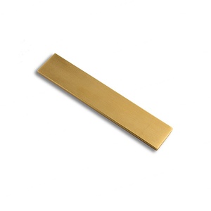 Regla de Latón Recta Chapada en Oro con Diseño Creativo Retro, Pisapapeles - Product Image 4