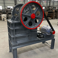 Mini Concasseur Mobile pour Minerai d'Or et de Cuivre Afrique du Sud - Liste de Prix des Concasseurs - Petite Usine de Concassage à Mâchoires Portable pour l'Exploitation Minière 2 tonnes/h