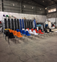 Chaise de conférence empilable en plastique avec pieds en métal, chaise de formation commerciale pour salle de classe, salle de réunion scolaire, siège pour séminaire