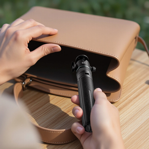 Jopree Y25 21cm Mini Selfie Stick Trépied avec 5 Sections Étendre 65cm Poignée Pliable et 1/4 Fil Froid Chaussure pour la Photographie Alimentaire - Product Image 3