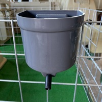 CASHT Nouveau Seau d'alimentation pour veau en PP gris 4L, avec tétine suspendue pour ferme, étable, grange, enclos à bétail