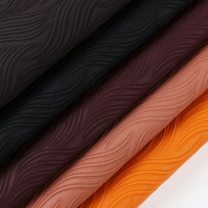 Cuero de imitación de PVC con diseño de <span class=keywords><strong>cola</strong></span> de Fénix en relieve para bolsos, tapicería de coche, decoración automotriz - Product Image 4