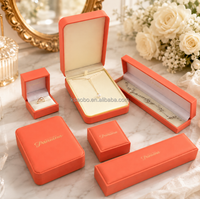 Boîte à bijoux personnalisée en relief, écologique, à charnière, pour bague de fiançailles, collier, bracelet, emballage de luxe, boîte cadeau rose corail
