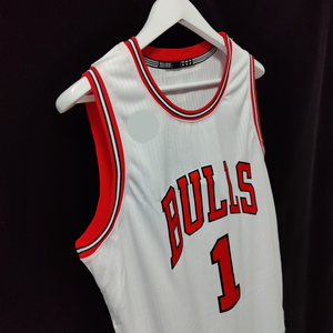 เสื้อบาสเก็ตบอลไมอามีฮีตแบบวินเทจสั่งทำพิเศษ ผ้าทอลายทแยง น้ำหนักเบา ระบายอากาศได้ดี แห้งเร็ว สำหรับผู้ชาย คุณภาพพรีเมียม - Product Image 4