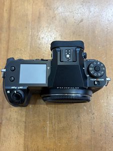 กล้องระดับมืออาชีพ Fujifilm GFX100S II กล้องดิจิตอลฟอร์แมตกลางน้ำหนักเบา ความละเอียด 102MP - Product Image 2