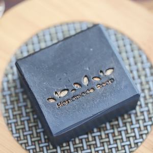 Etiqueta privada prensado en frío cuerpo barra jabones de belleza bebé personalizado Yoni acné natural orgánico proceso en frío jabones de belleza - Product Image 5