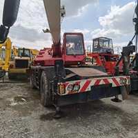 GRUE TOUT-TERRAIN JAPONAISE TADANO TR300E 30 TONNES avec Moteur et Pompe Mitsubishi, Hauteur de Levage 42m, Conduite à Gauche, EN PROMOTION