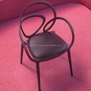 Chaise longue de <span class=keywords><strong>style</strong></span> italien en FRP personnalisé Chaise de salle à manger minimaliste moderne pour cafés hôtels - Product Image 3