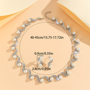 European American Popular Vintage Women's 2-Piece Necklace Set Leaves Flowers Exaggerated Gold Plated Alloy Jewelry for Party - Product Image 4
