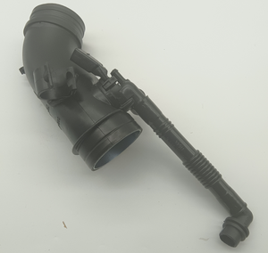 Tuyau <span class=keywords><strong>d</strong></span>'admission <span class=keywords><strong>d</strong></span>'<span class=keywords><strong>air</strong></span> de pièces <span class=keywords><strong>d</strong></span>'auto 06B133354P pour le tuyau <span class=keywords><strong>d</strong></span>'admission de <span class=keywords><strong>filtre</strong></span> à <span class=keywords><strong>air</strong></span> de moteur de Passat 1.8L adapté pour Opel Vivaro Skoda superbe VW Passat - Product Image 4