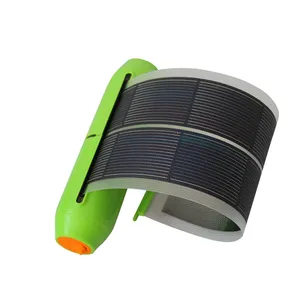 Cargador Solar Flexible con puerto USB, carga rápida de teléfono y linterna para emergencias