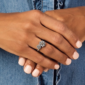 <span class=keywords><strong>Anello</strong></span> Vintage Boho Floreale da Donna in Argento Sterling S925 James Avery <span class=keywords><strong>con</strong></span> Dettagli Ape e <span class=keywords><strong>Margherita</strong></span>, <span class=keywords><strong>Anello</strong></span> Impilabile - Product Image 5