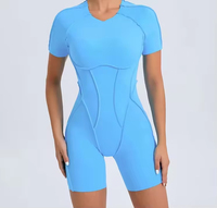 Combinaison de yoga OEM pour femme, à manches courtes, dos nu, sportive, très élastique, séchage rapide, pour la gym, effet froissé