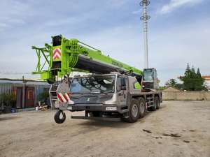 Grue mobile hydraulique Zoomlion ZTC800V562, capacité de levage de 80 tonnes, machinerie de levage - Product Image 4
