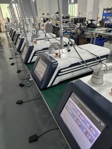 Système laser CO2 60W pour le rajeunissement de la peau Récupération des vergetures Resserrement vaginal Non invasif pour la santé intime des femmes - Product Image 3