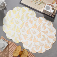 Napperon Haut de Gamme à Motif Feuilles de Pin et Cyprès, Isolation Thermique, Anti-Huile, Imperméable, Anti-Salissures, Vente en Gros Transfrontalière