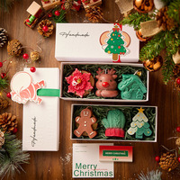 Bougie parfumée de Noël en cire de soja artisanale en gros, en forme de cerf, bonhomme en pain d'épices, sapin de Noël, en cire végétale et huile essentielle
