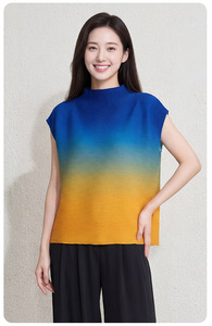 PY Geometric Print Pleated T-shirt Women Fashion Loose Casual Short Sleeve Stand Collar Plus Size <b>Compressed</b> 100% Polyester - Product Image 6