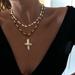 Collana Personalizzata da <span class=keywords><strong>Donna</strong></span> con <span class=keywords><strong>Perle</strong></span> d'Acqua Dolce Placcata in Oro 18k, Collana con Ciondolo a Croce Impermeabile con <span class=keywords><strong>Perle</strong></span> per Donne - Product Image 3