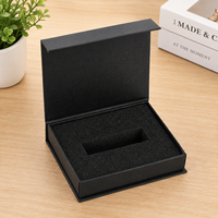 Boîte cadeau personnalisée réutilisable et portable en tissu noir doublé d'éponge pour clés USB, événements technologiques et promotions de marque