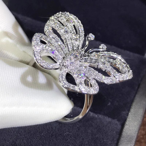 Anello a forma di farfalla scintillante per donna, elegante gioiello da dito alla moda - Product Image 5