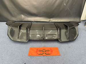 Accessori Auto Separatore Paraurti Posteriore in Fibra di Carbonio per <span class=keywords><strong>Audi</strong></span> E-<span class=keywords><strong>TRON</strong></span> <span class=keywords><strong>GT</strong></span> 2021+ Decorazione Perfetta - Product Image 6