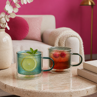 Tasses en verre borosilicate à double paroi de 240 ml (8 oz) avec poignée colorée pour le latte, le café, le thé, le lait
