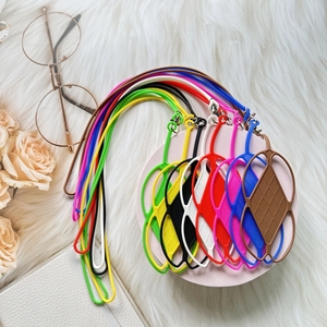 Khuyến Mãi Mới Tùy Chỉnh Phổ Silicone Điện Thoại Di Động Dây Buộc Điện Thoại Di Động Chủ Phụ Kiện Công Cụ - Product Image 2