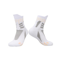 Chaussettes Elite personnalisées Chaussettes de basket-ball de couleur tendance Chaussettes de sport professionnelles respirantes et absorbant la sueur en éponge épaississante