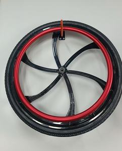 Ruota Posteriore in Fibra di Carbonio a 6 Razze da 26'' con Cerchio Pushrim per Sedia a Rotelle, Forniture per Terapia Riabilitativa - Product Image 1