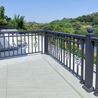 Balustrade de balcon en acier galvanisé au style polyvalent, clôture métallique de sécurité moderne pour villa et entrepôt