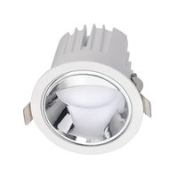 Anti-éblouissement moulage sous pression en aluminium asymétrique rond rondelle de plafond vers le bas lumière spots COB encastré LED mur lavage Downlight