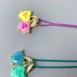Collar de Corazón de Macaron, Colorido y Mini, con Circonitas, con Mensajes de Amor, Abrazos y Sueños Grandes, para Mi Hija - Product Image 5