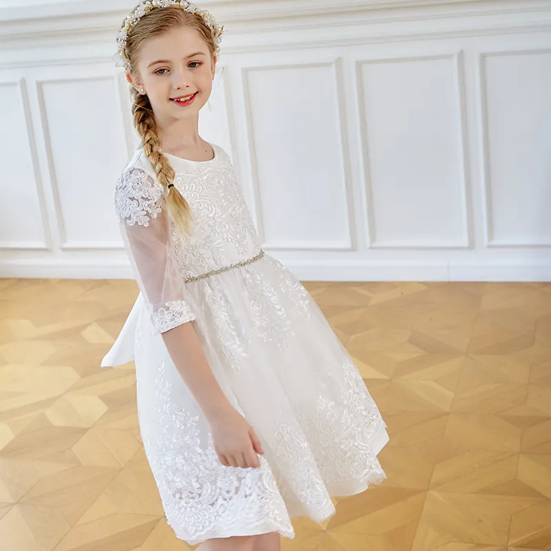 Abito nuziale per bambina abito bianco elegante con ricamo a fiori per festa di compleanno semplice splendido mezza manica abiti per bambini