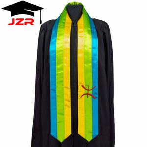 Tenue de graduation personnalisée avec logo brodé, 100% satin, pour étudiants internationaux en échange scolaire, unisexe - Product Image 2