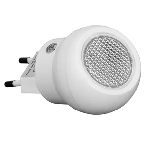 Sensor de Luz Luz da noite LEVOU 220V Lâmpada de Cabeceira Bebê 360 Rotating 110V Sem Fio Crianças Quarto Da Lâmpada de Iluminação Plug UE