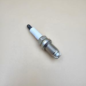 Pièces de moteur haute <span class=keywords><strong>Performance</strong></span> France voiture bougie d'allumage à deux broches RFC42LZ2E(0911007285) bougies d'allumage automatiques à deux électrodes pour voitures - Product Image 5