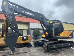 Excavatrice sur chenilles Hyundai 305LC-9T de 12 tonnes avec godet de terrassement, matériel de construction d'occasion - Product Image 2