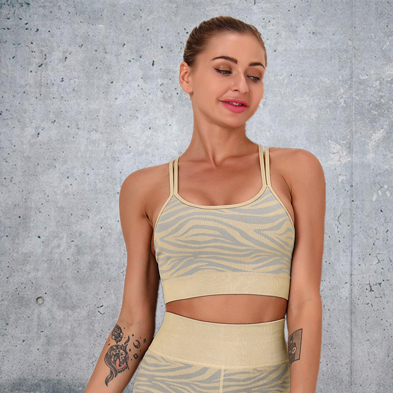 New Product  Hot  Sexy  Factory Wholesale Women Seamless Bandeau Strapless Girl fitness 8 colors bra