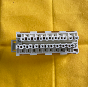 100% NOUVEAU <span class=keywords><strong>disjoncteur</strong></span> à cadre ORIGINAL <span class=keywords><strong>avec</strong></span> bornier enfichable ECOSTEP100 - Product Image 1