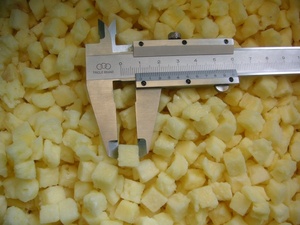 Dés d'<span class=keywords><strong>ananas</strong></span> surgelés IQF de qualité supérieure, paquet de 10 kg, certifiés BRC HALAL pour l'exportation, <span class=keywords><strong>ananas</strong></span> surgelé - Product Image 2