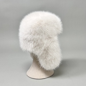 Chapeau aviateur en fausse fourrure de couleur unie pour femme, chapeau chaud d'hiver style russe avec protection pour les oreilles, chapeau en fourrure Lei Feng - Product Image 5