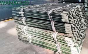 Poteau en T de 2,0 m vert peint, durable et économique, avec plaque, cadre métallique anti-corrosion, traité thermiquement pour ferme d'élevage, forme <span class=keywords><strong>creuse</strong></span> - Product Image 4