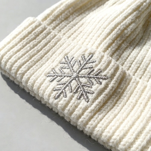 <span class=keywords><strong>Bonnet</strong></span> tricoté d'hiver avec broderie flocon de neige, chaud, doux et extensible, <span class=keywords><strong>pour</strong></span> femmes et hommes, fournisseur de bonnets - Product Image 5