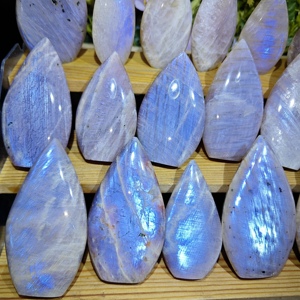 Producto Espiritual <span class=keywords><strong>de</strong></span> Meditación a Precio <span class=keywords><strong>de</strong></span> Fábrica, Decoración <span class=keywords><strong>de</strong></span> Cuarzo Fengshui con <span class=keywords><strong>Piedra</strong></span> Lunar Azul Brillante <span class=keywords><strong>para</strong></span> Regalo - Product Image 3