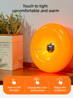 Lampe murale LED en forme de donut avec luminosité réglable et commande tactile, design moderne pour chambre à coucher