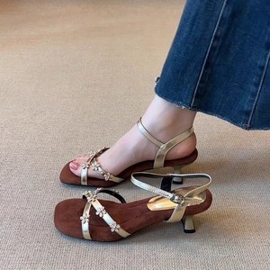 Sandalias francesas populares 2026 con tacón grueso, suaves y cómodas, fáciles de poner, para mujer, para uso en exteriores en verano. - Product Image 5