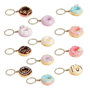 Porte-clés mini-donuts multicolores en PVC exclusifs, idéaux pour l'affichage, les cadeaux, les accessoires de photographie et comme pièce décorative unique. - Product Image 1
