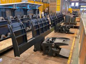 Equipo <span class=keywords><strong>de</strong></span> Mantenimiento para Cambiadores <span class=keywords><strong>de</strong></span> Rieles, Maquinaria Ferroviaria, Medidor <span class=keywords><strong>de</strong></span> <span class=keywords><strong>Ancho</strong></span> <span class=keywords><strong>de</strong></span> Vía, Maquinaria Ferroviaria, Parte Delantera <span class=keywords><strong>de</strong></span> Excavadora - Product Image 4