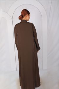 Abaya Premium Nida con Frente Abierto, Adornos Hechos a Mano, Elegante y Modesta, Fabricante de Emiratos Árabes Unidos - Product Image 5